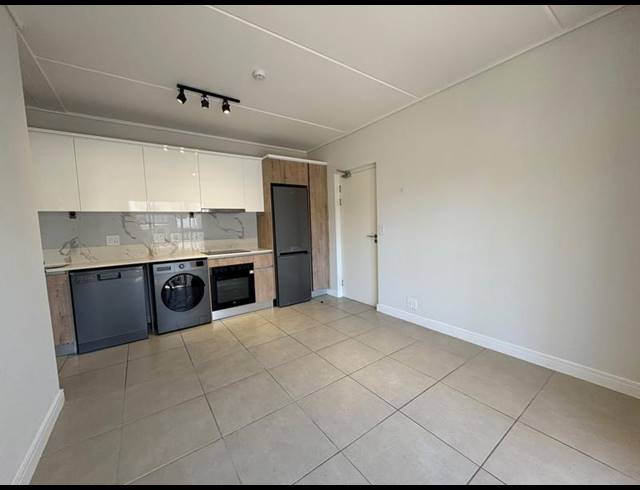 1 BEDROOM PROPERTY TO RENT IN RICHWOOD